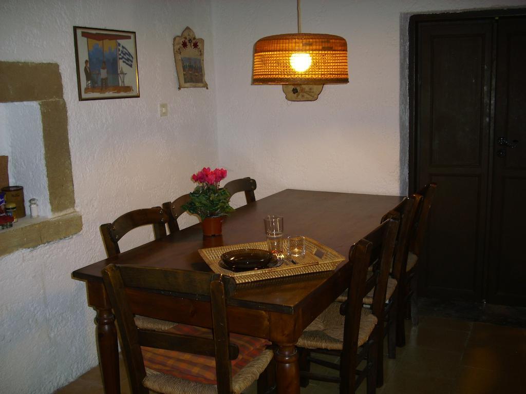 Patriko Country House Vóroi 객실 사진